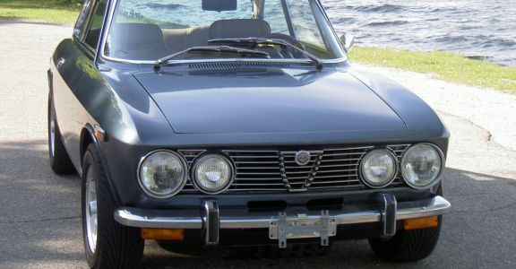 1974 Alfa Romeo GTV 2000 perspective