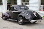 1940 Ford Business Coupe View 3