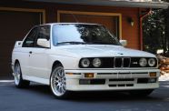1989 BMW E30 M3 View 2