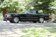 Mercedes Benz 560SL One owner!  View 4