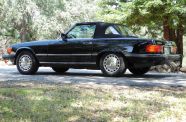 Mercedes Benz 560SL One owner!  View 2
