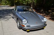 1967 Porsche 911S Sunroof Coupe View 3