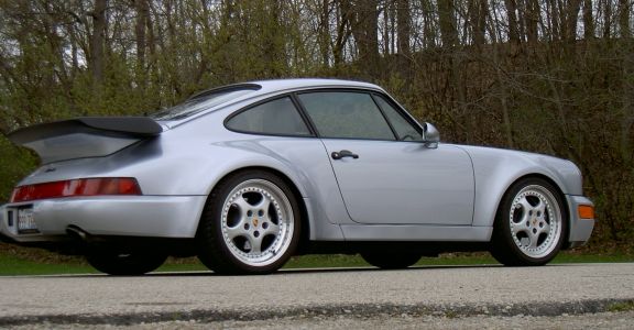 1991 Porsche 911 Turbo perspective